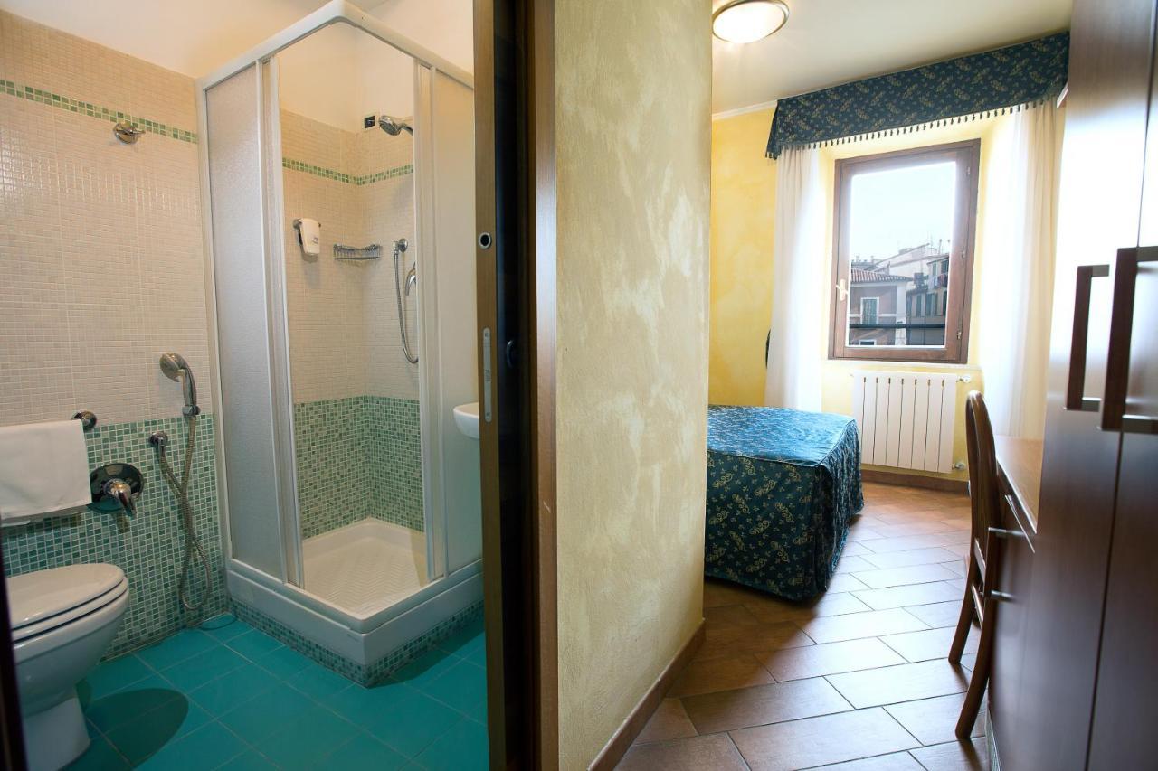 Albergo Dei Leoni Monterotondo (Lazio) Exterior foto