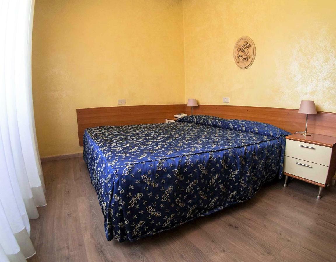 Albergo Dei Leoni Monterotondo (Lazio) Exterior foto